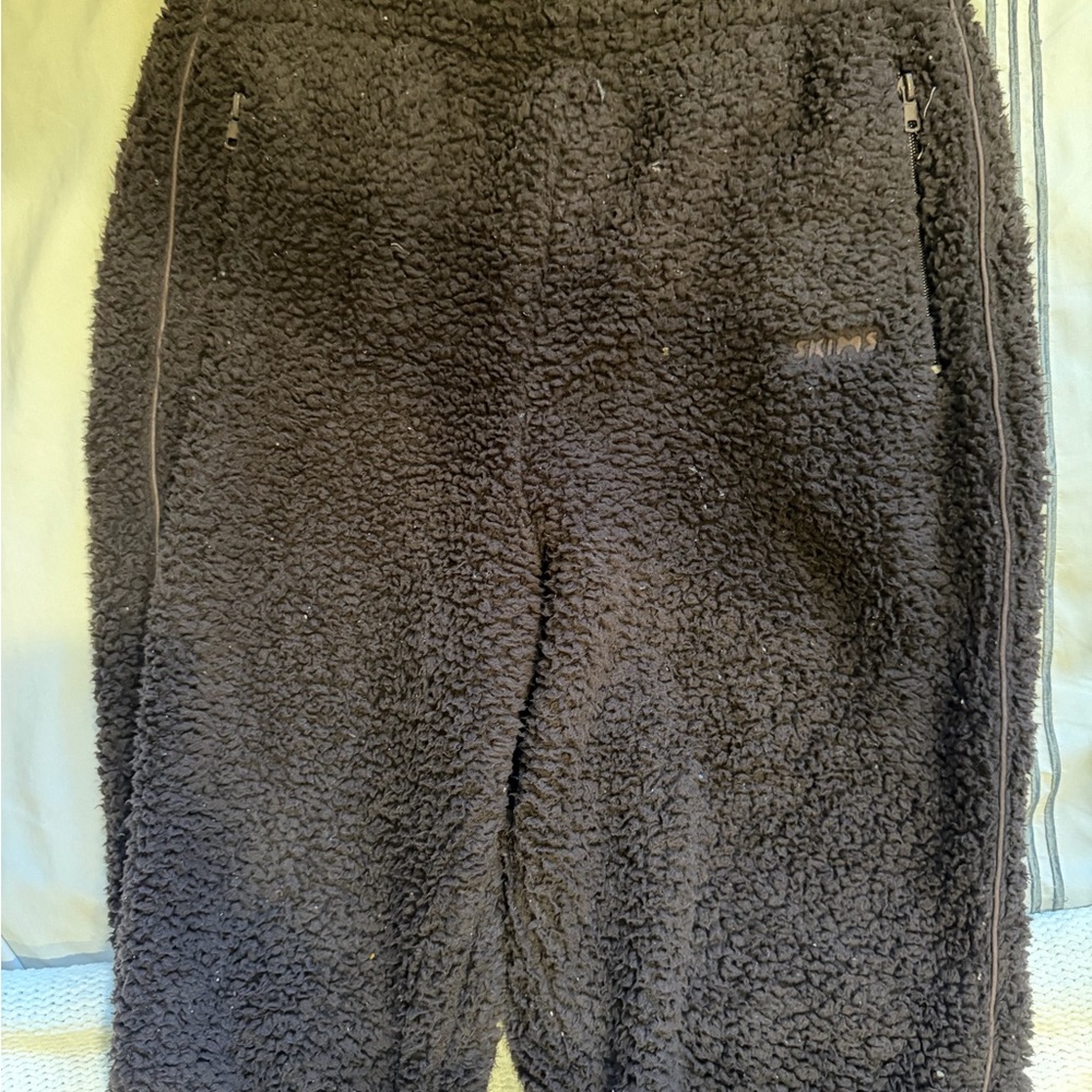 SKIMS black Sherpa-Lined Sweatpants